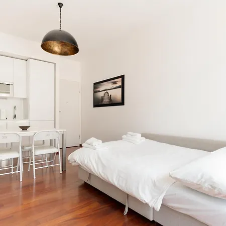 شقة Guesthost - Bright Balcony Flat X4 Gioia Mm2