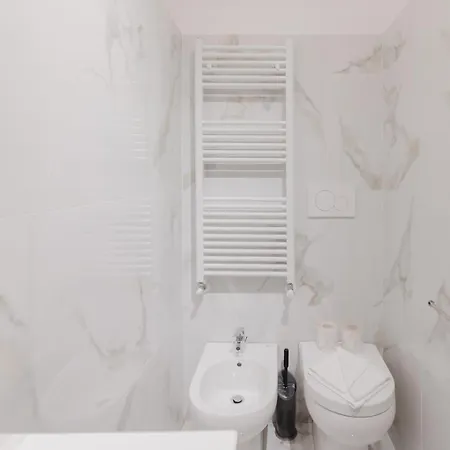 شقة Gohost - Charming And Bright Flat Next To Porta Romana *
