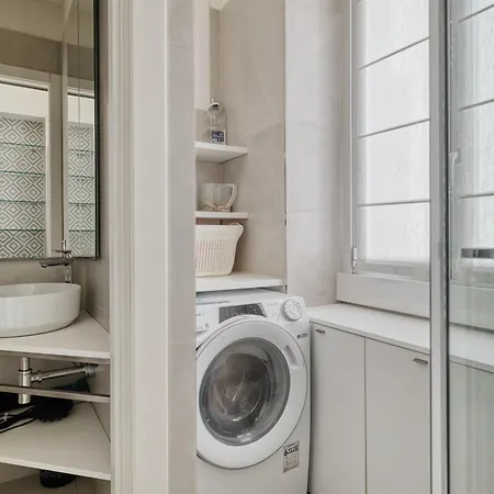 Just Urban - Elegant 2-br Flat In The Center - Porta Romana M3 * Milan