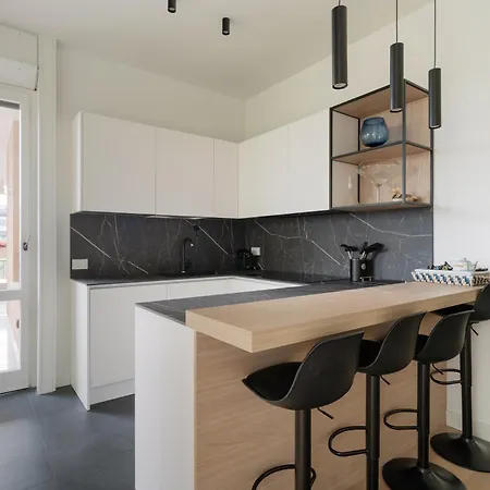 Guesthost - Spacious Terrace Flat San Siro Stadium Apartamento *