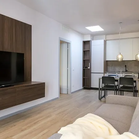 Apartamento Modern In Near Porta Romana Balcony *