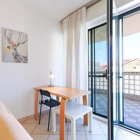 M4 Linate Modern Flat Terrace & Parking Lägenhet