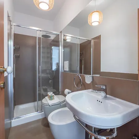 I-host - Stylish 1br Near Duomo & Navigli Διαμέρισμα