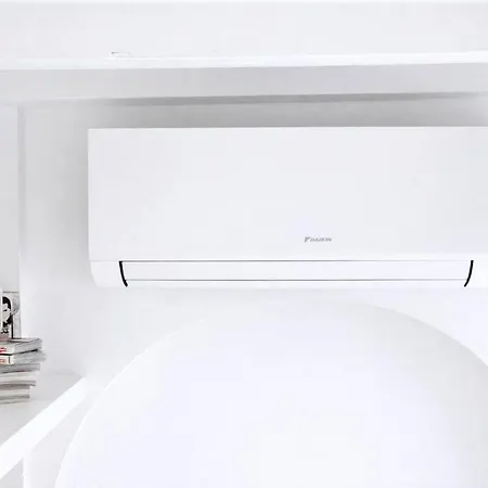 شقة Tiny Cinema Loft - Milan's Smallest *