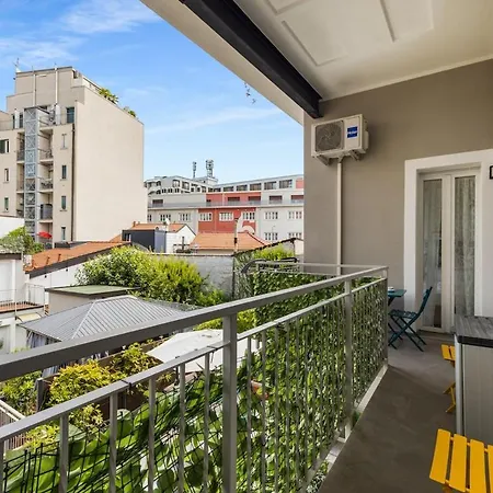 Апартаменты Elegante Apt, Ac, 10 Min To Duomo, M1 Turro *