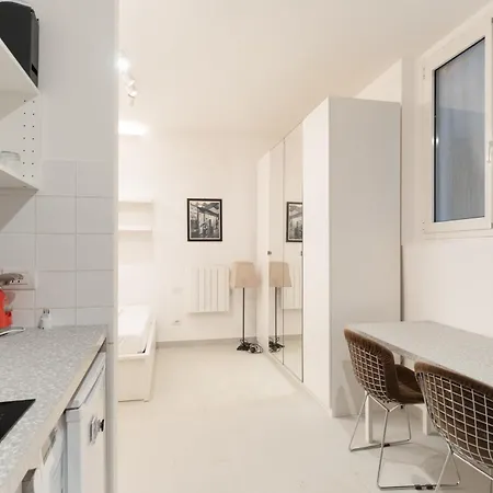 Guesthost - Cozy Monumentale M5 & Chinatown *