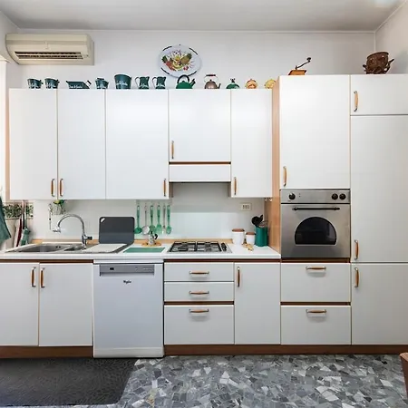 Luxury Penthouse Near Duomo & Colonne