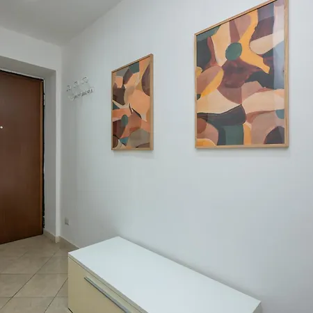 Appartement Xenia - 2 In Via Giovanni Prati 18 Milaan
