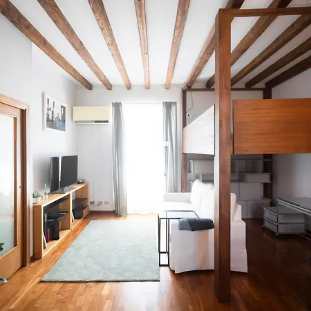 Διαμέρισμα Elegant Navigli View Loft