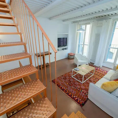 Charming Navigli By I-host *