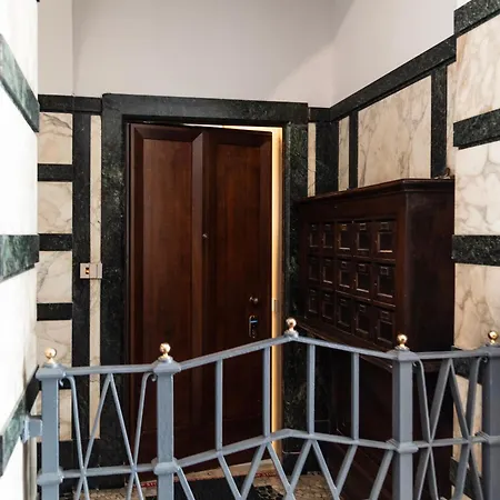 Youhosty - Fieno Secondo Boutique *