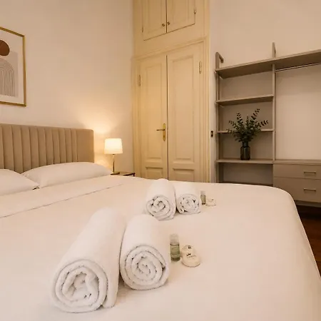 Private Garden & Free Parking - 2 Bedroom Milano