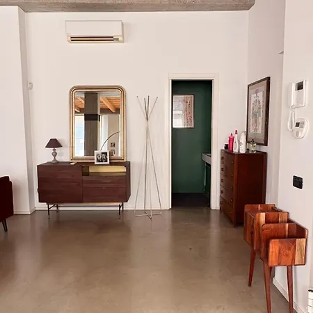 Urban Design Loft *