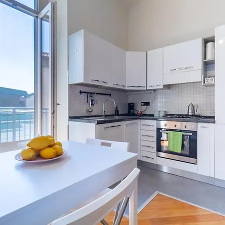 Apartamento Casa Di Leon Bicocca Garage Privato E Metro M5