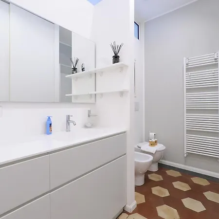 Appartement Poliziano Stylish In Sempione