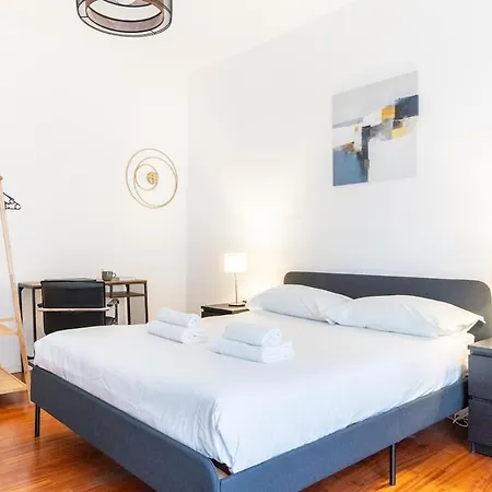 Station-duomo - 2 Bedrooms & 2 Terrace ميلان