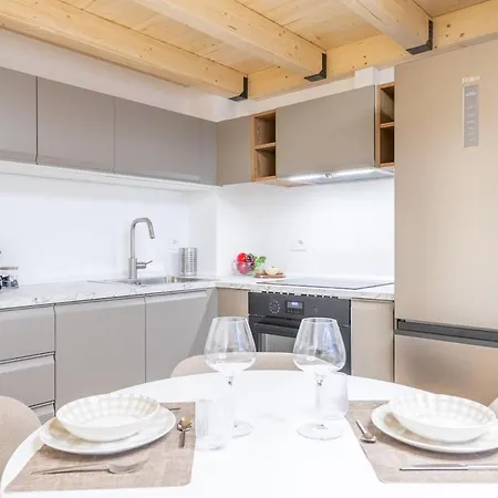 Bright 1bedroom With Workstation Apartamento