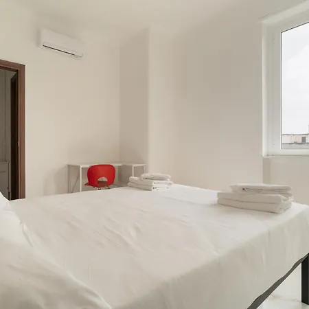 Guesthost - Cozy With Terrace Dergano