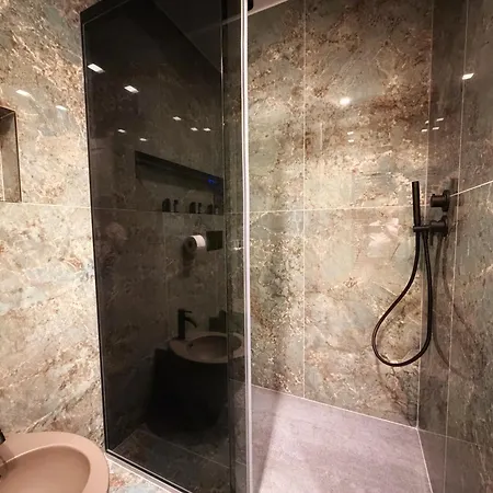 Marghera 37 شقة *