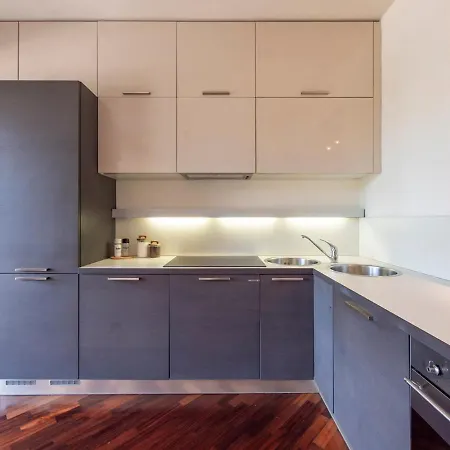 Xenia - 2rooms In Via Spadolini 11b *