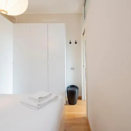 Xenia - Viale Certosa 30 Lägenhet Milano