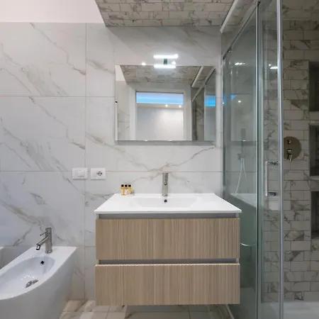 Xenia - Viale Monte Ceneri75 Apartamento