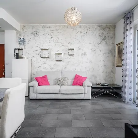 Toscanelli Bright Close To San Raffaele Hospital