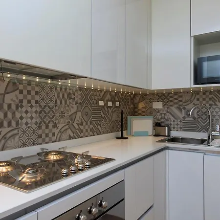 Appartement Xenia - 2 In Viale Romagna 22