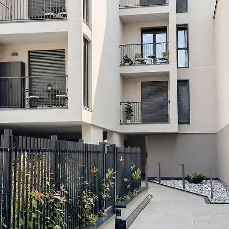 Apartamento New Modern Flat 10 Min Duomo In A Quiet Area *