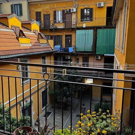 Apartamento In Chinatown, Milan, Italy