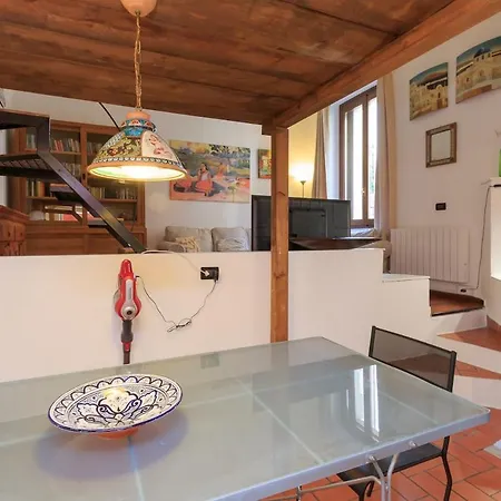 Xenia - 2 In Via Pollaiuolo 4 * Milánó
