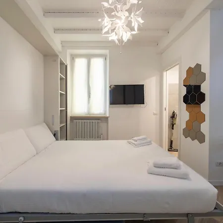 Xenia - In Via Mercato 24 Apartman