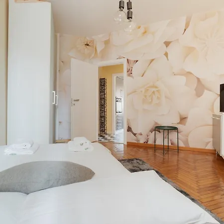 Gateway To Centre - M3 - Duomo In 10 Min Appartement