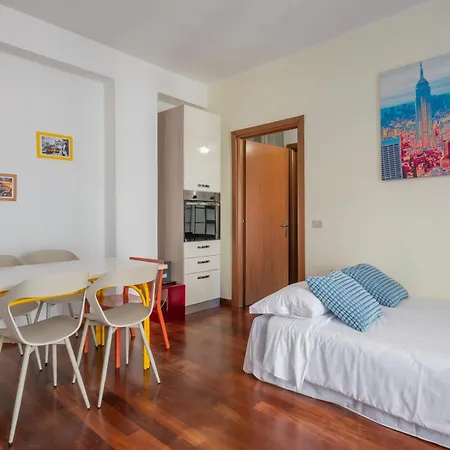 I-host - Spacious 1br For 6 People With Ac