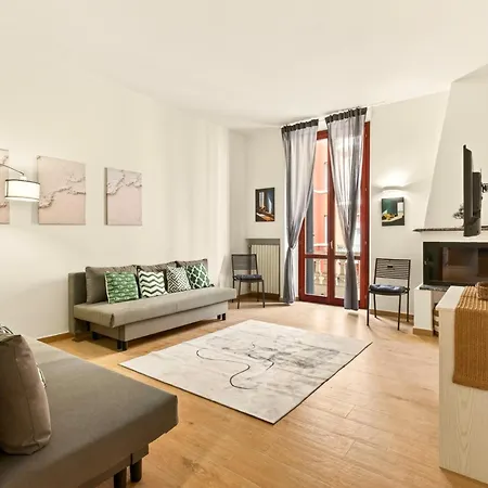 Bocconi I Naba I Navigli - Brioschi - 5 Guests Apartamento Milão