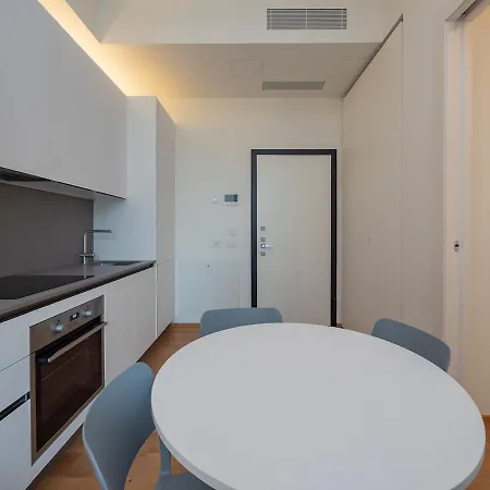 Xenia - 2-room In Via Cecchi 18 * Milano