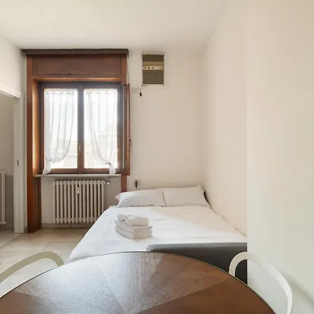Apartamento Guesthost - Comfy Porta Venezia Mm1 *
