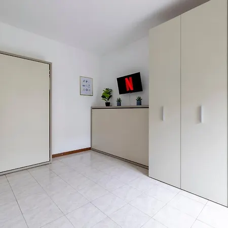 Cozy 5 Minutes From San Siro شقة *