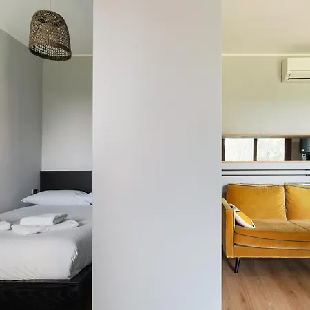 Guesthost - Bright Terrace X2 Affori Mm3 * Milão