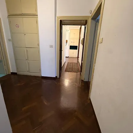 Elegant In Tortona Design District Apartament