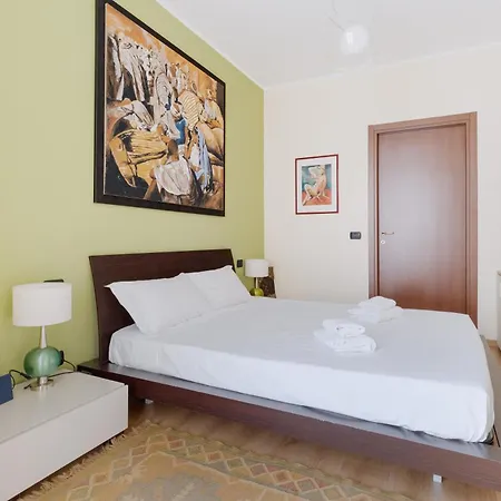 Guesthost - Comfy Terrace Flat Nolo & Pasteur Mm1 * Milão