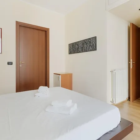Apartamento Guesthost - Comfy Terrace Flat Nolo & Pasteur Mm1