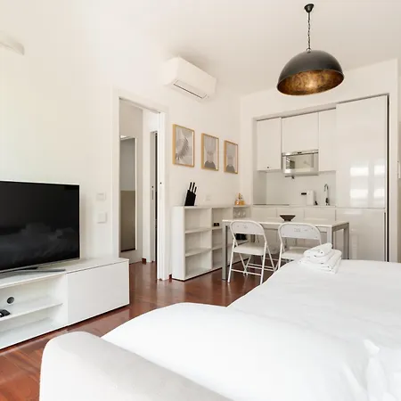 Guesthost - Bright Balcony Flat X4 Gioia Mm2 * ميلان