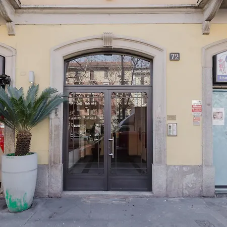 Gohost - Charming And Bright Flat Next To Porta Romana شقة ميلان