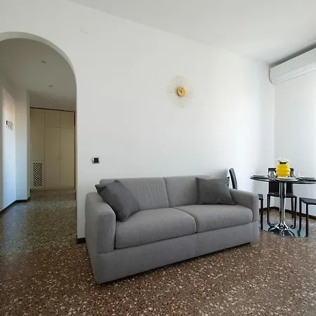 Charming Two-room With View Of San Siro Stadium Upper Floor Διαμέρισμα *