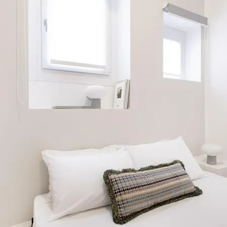 Easylife - - Varese 8 - Brera * ميلان