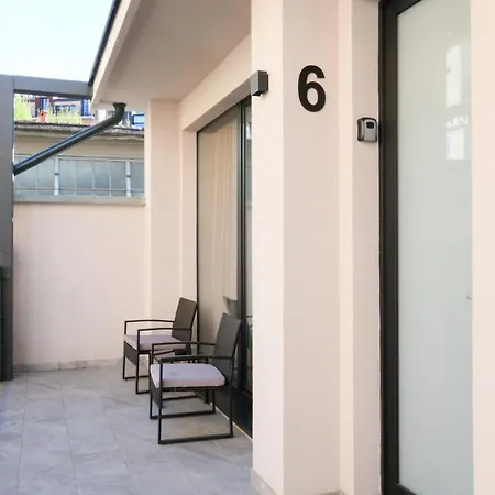 Modern In Near Porta Romana Balcony Milano