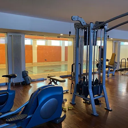 Bocconi Pool & Gym * ميلان