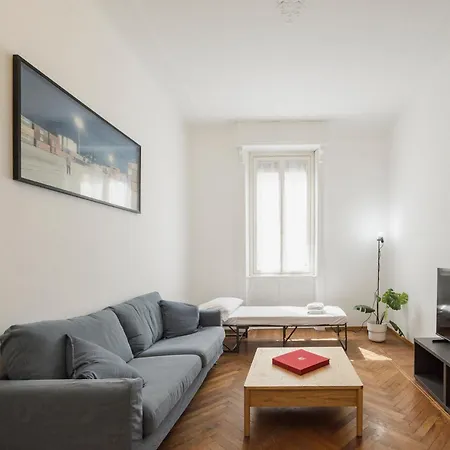 شقة The Design Library - Monforte San Babila ميلان