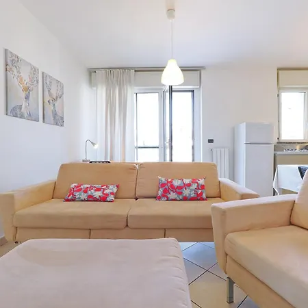 M4 Linate Modern Flat Terrace & Parking Lägenhet Milano